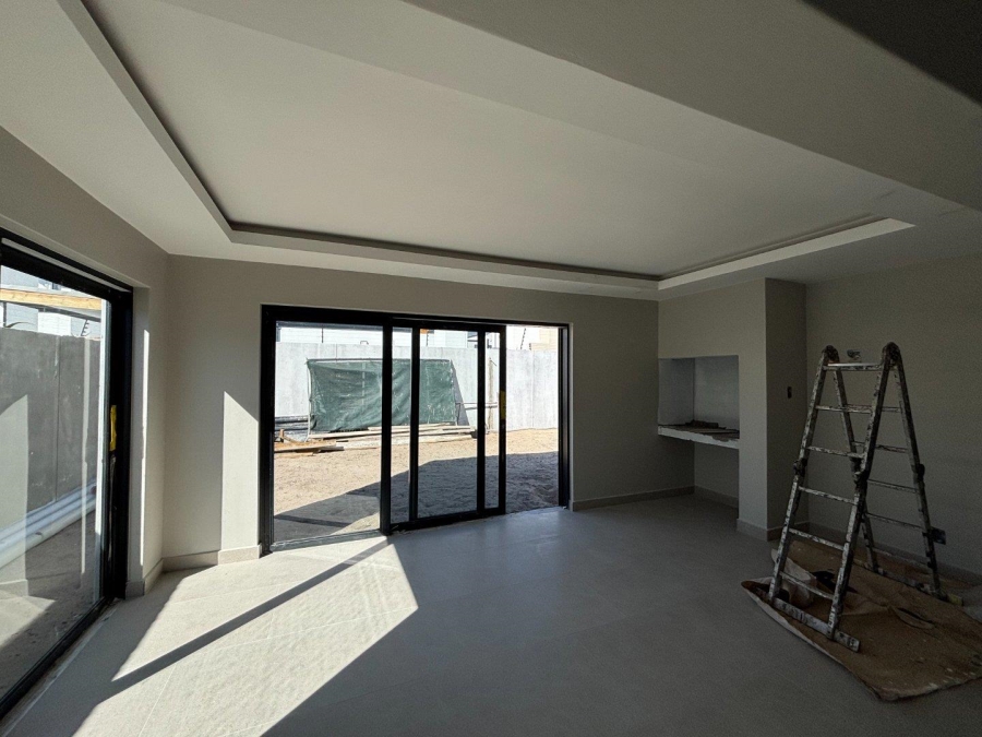 3 Bedroom Property for Sale in Sandown Western Cape